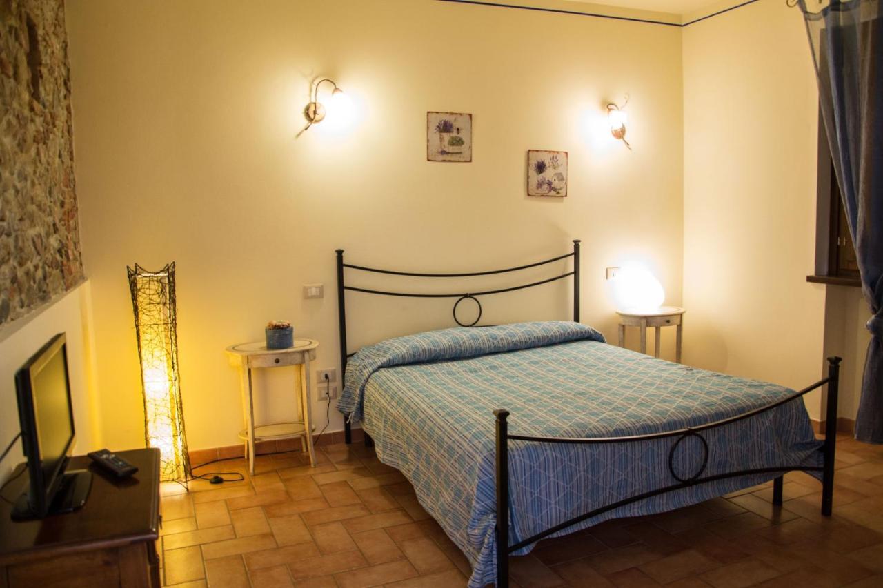 Room In Farmhouse - Apartment In Farmhouse Casolare Dei Fiori Chiesina Uzzanese Exterior photo